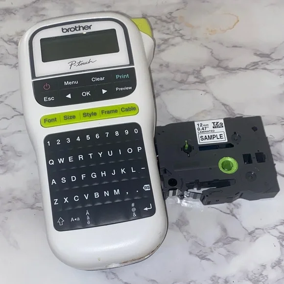 Brother P-touch Label Maker easy to use - Picture 1 of 5